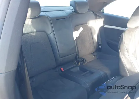 2013 Audi A5 2.0T Premium z USA, uszkodzony, nr VIN WAUWFAFR1DA074495